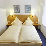 Ems Hotel