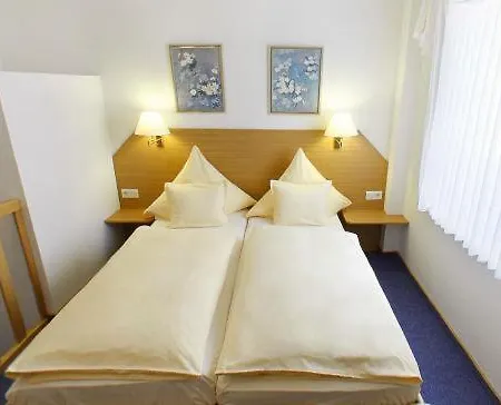 Ems Hotel