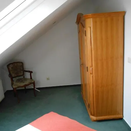 Hotel Ems 3*