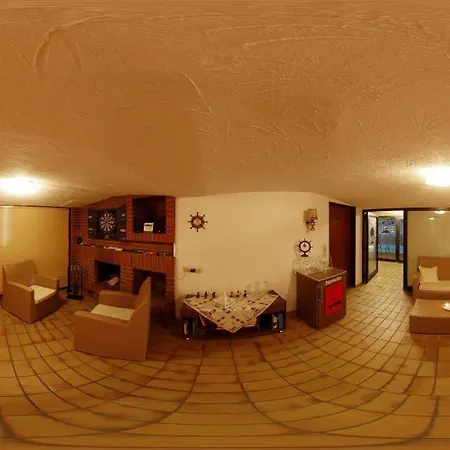 Hotel Ems 3*